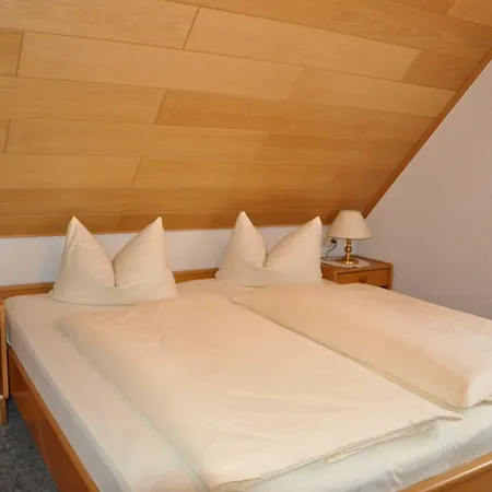 Tauberstube Konukevi